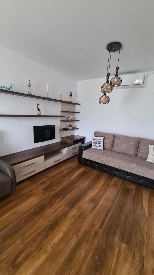 Ferienwohnung Apartament Mirubias Brașov Exterior foto